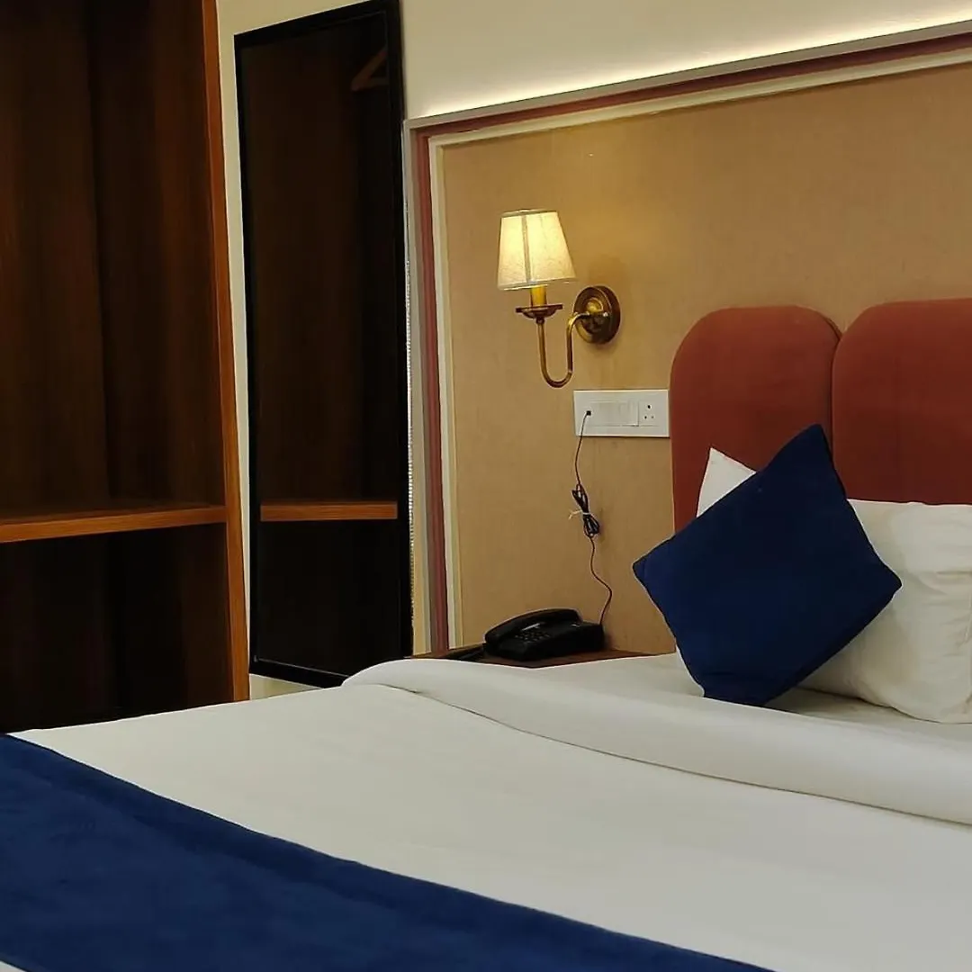 Bnb Ganges Benares 4*,
