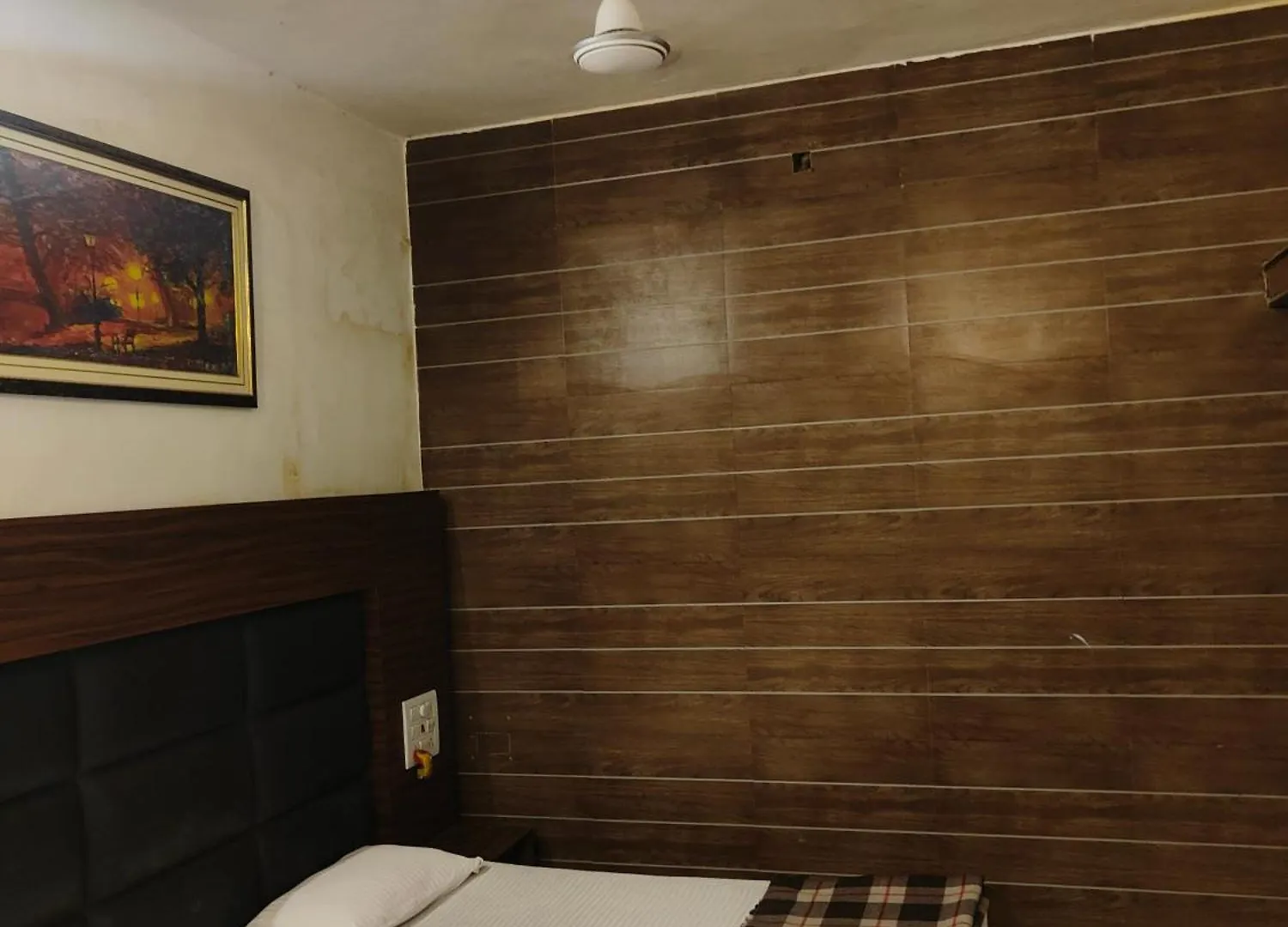 Bnb Ganges Benares India